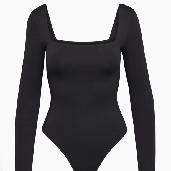ARITZIA- Contour Squareneck Longsleeve Bodysuit - Picture 1 of 3